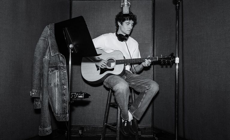 Matt Hitt wearing rag & bone