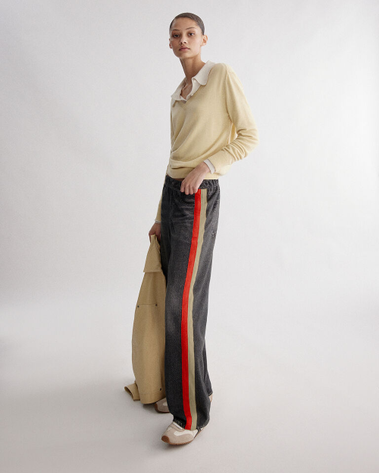 WOMEN&rsquo;S DENIM
